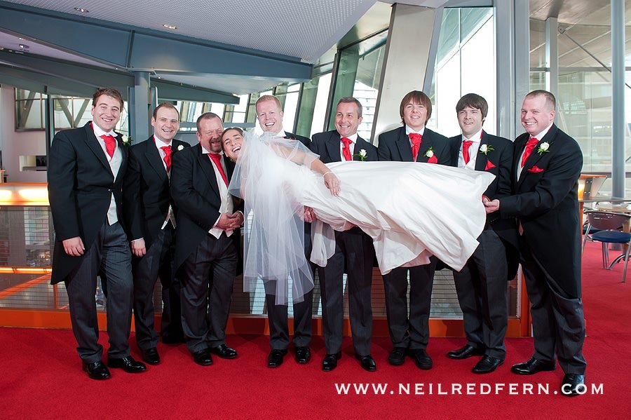 The Lowry Salford Quays Wedding Photographer 09