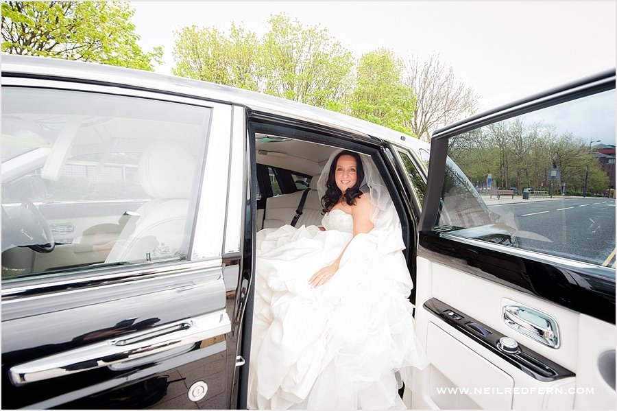 Liverpool Cathedral wedding photographs 03