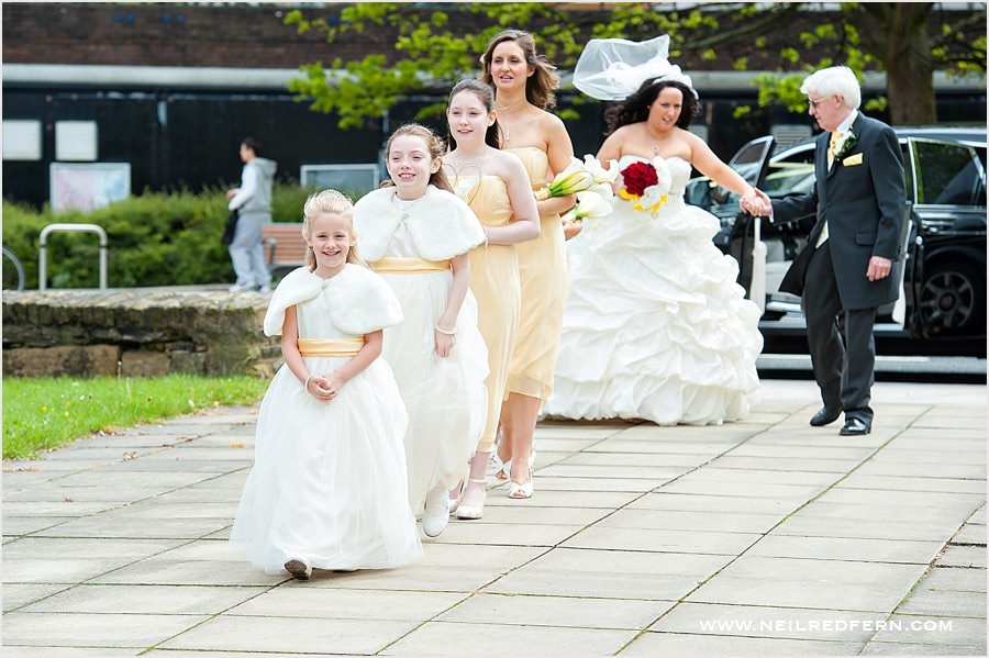 Liverpool Cathedral wedding photographs 04