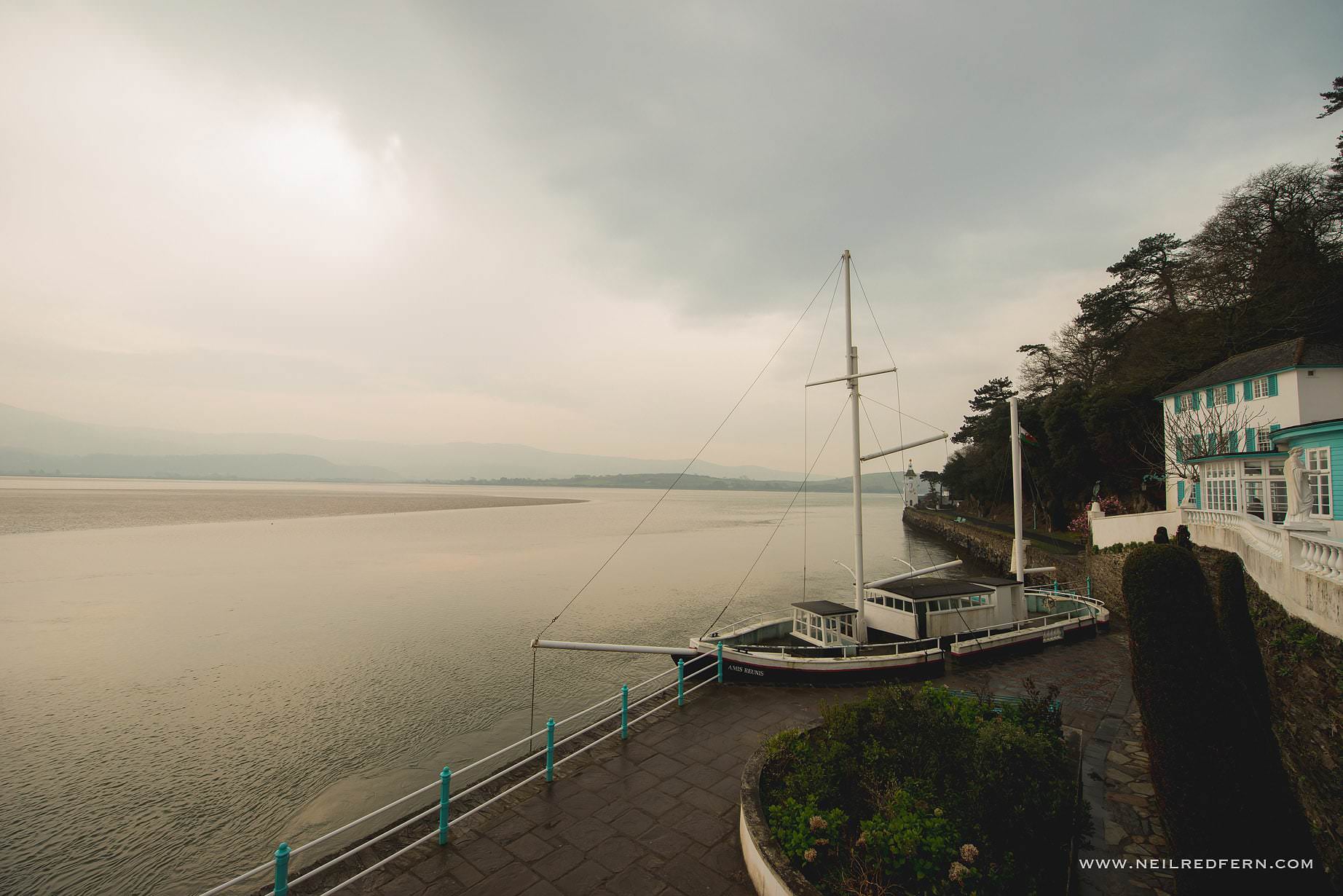 Wedding at Portmeirion 01