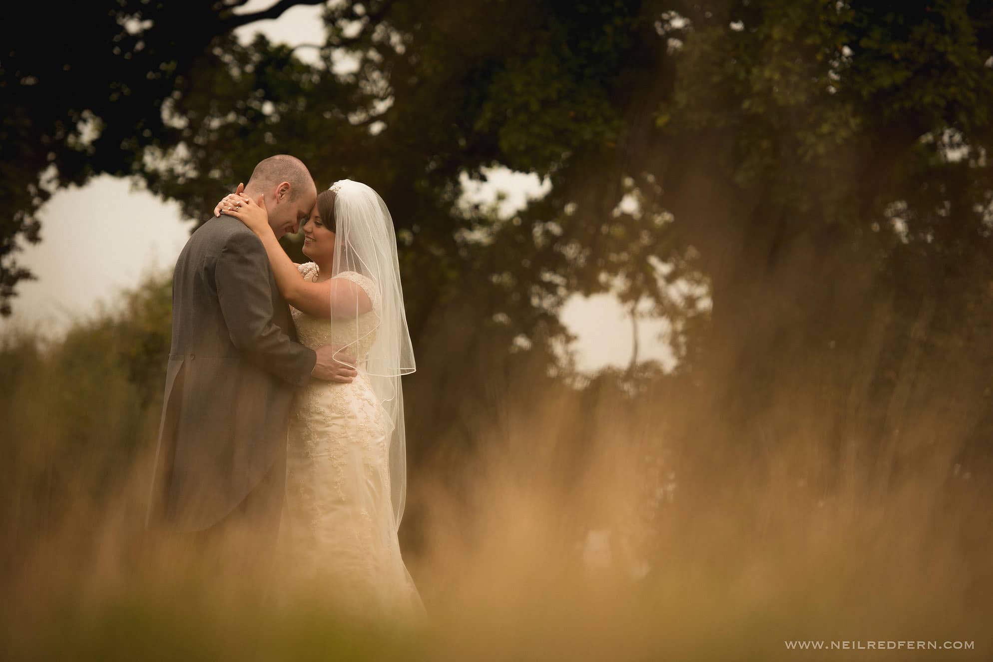 wedding photograph at Sandhole Oak Barn 39