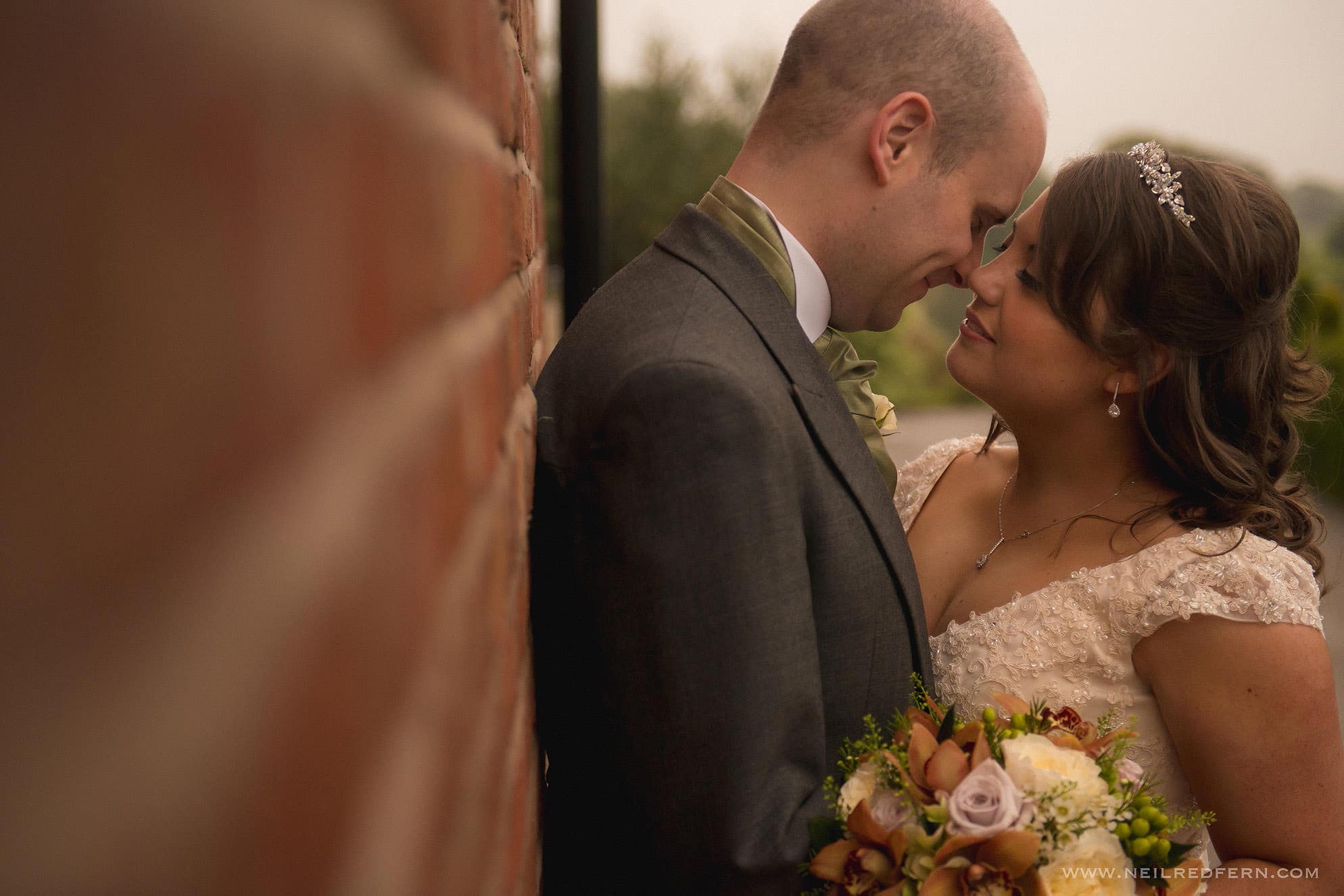 wedding photograph at Sandhole Oak Barn 43