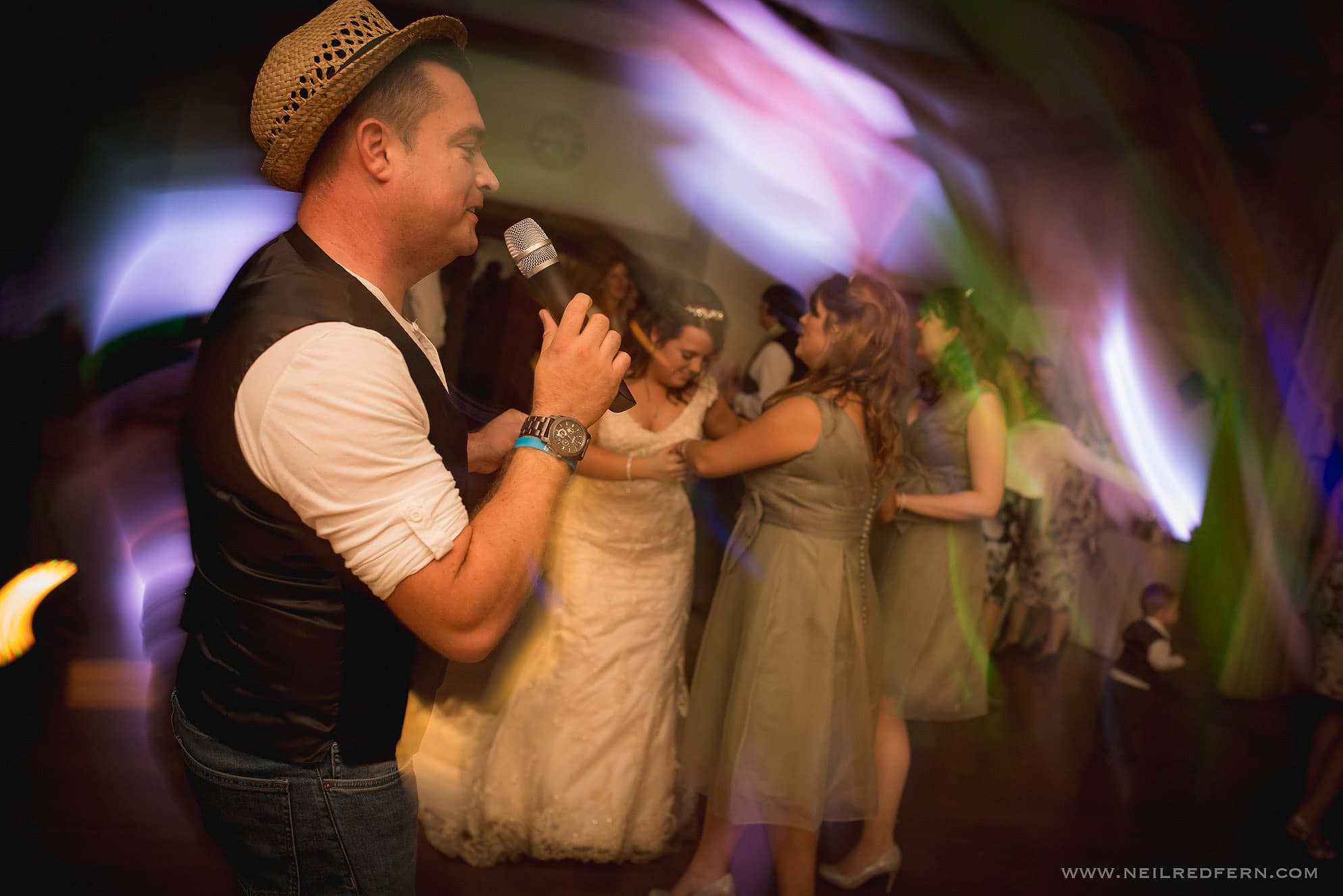 wedding photograph at Sandhole Oak Barn 60