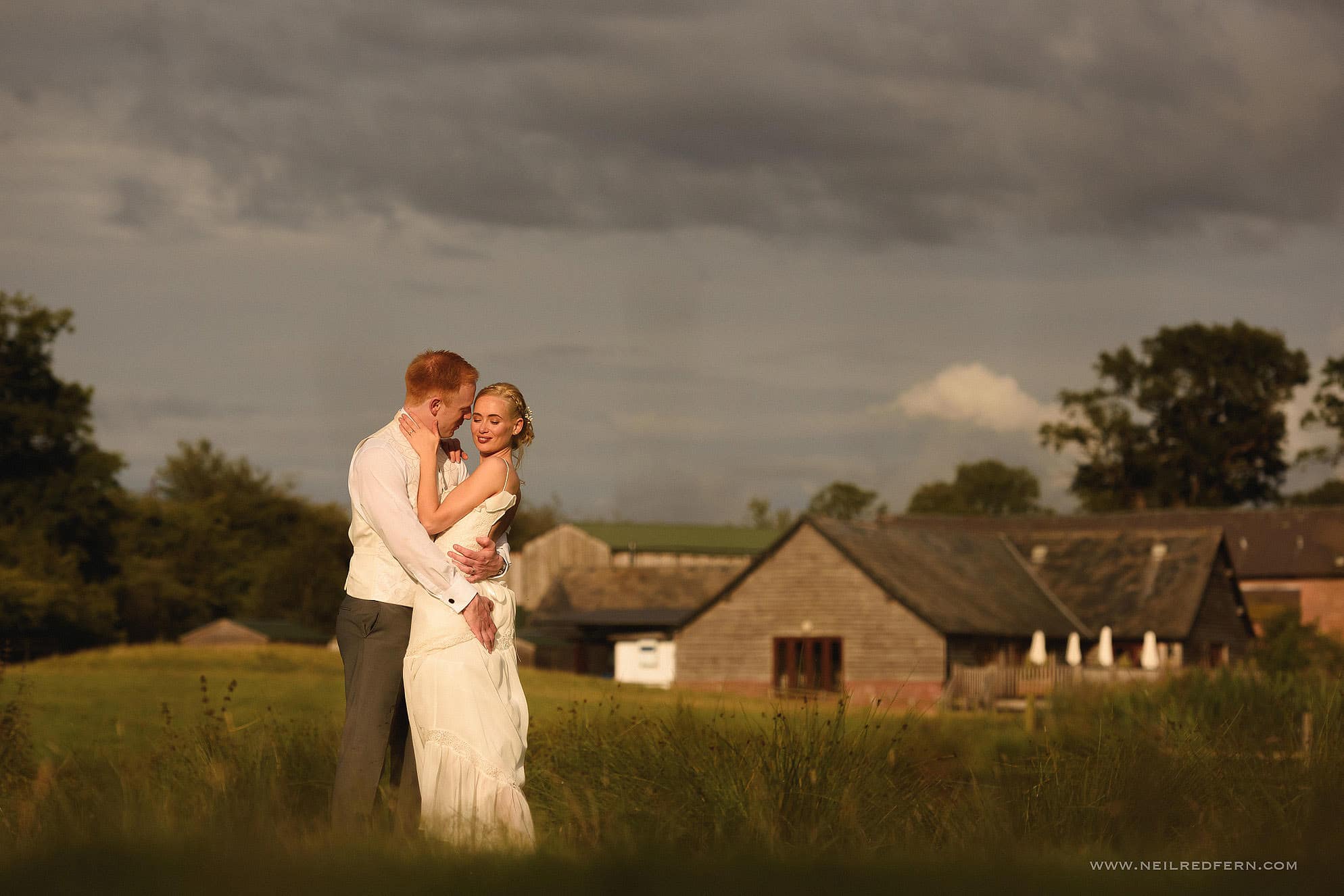 sandhole oak barn wedding photographer 39