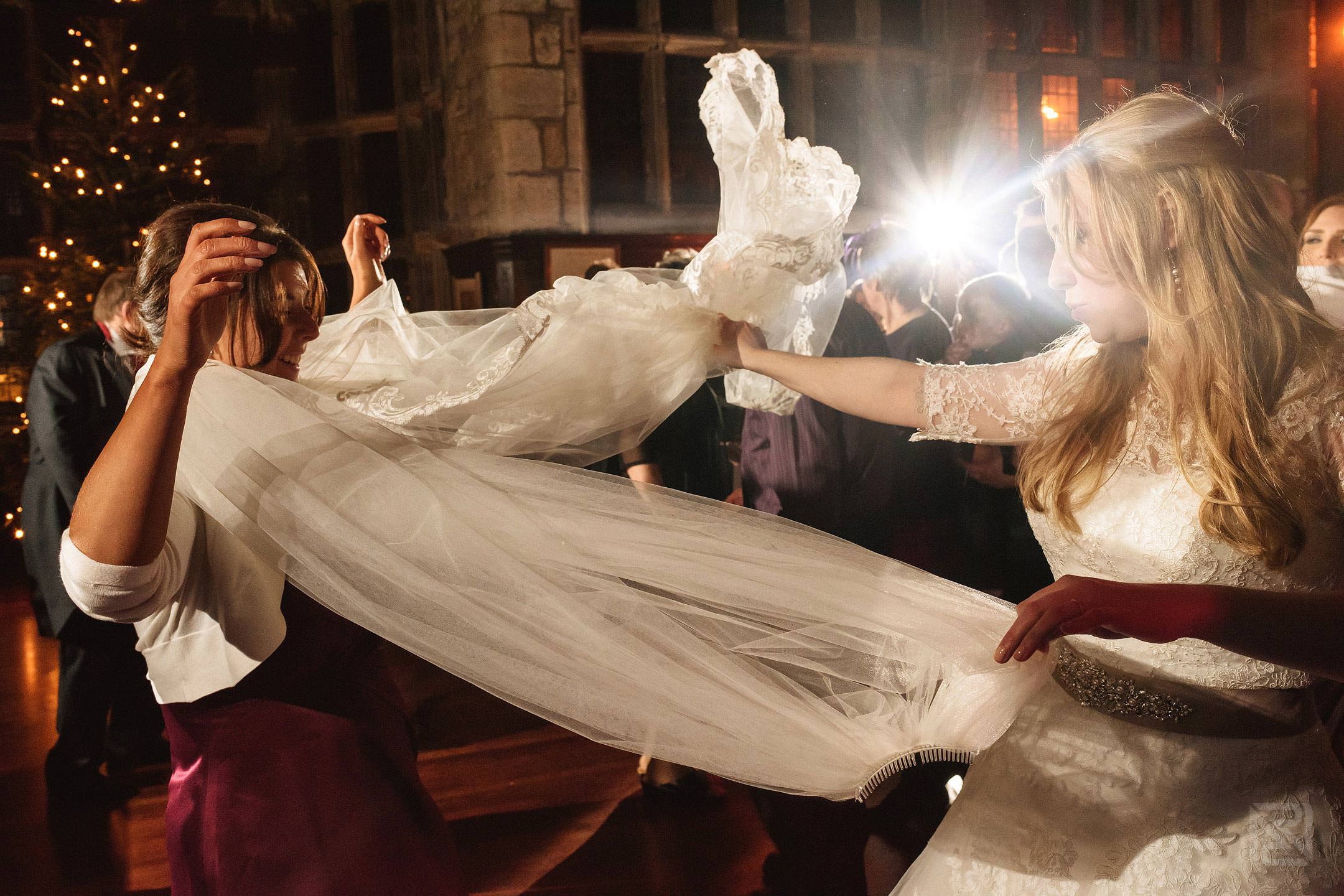 Best wedding photographs 2015 54 best-wedding-photographs-2015-054