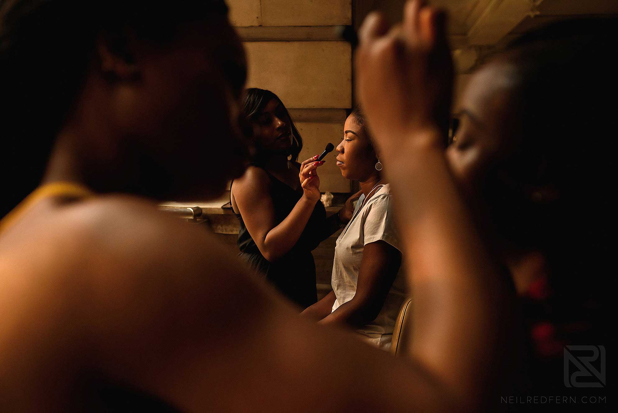 bridesmaids getting ready