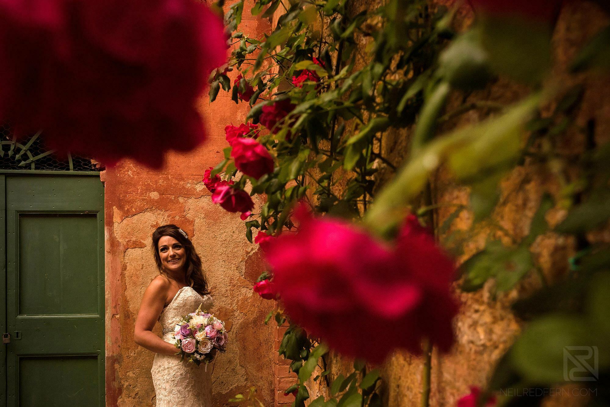 happy bride smiling in Montestigliano