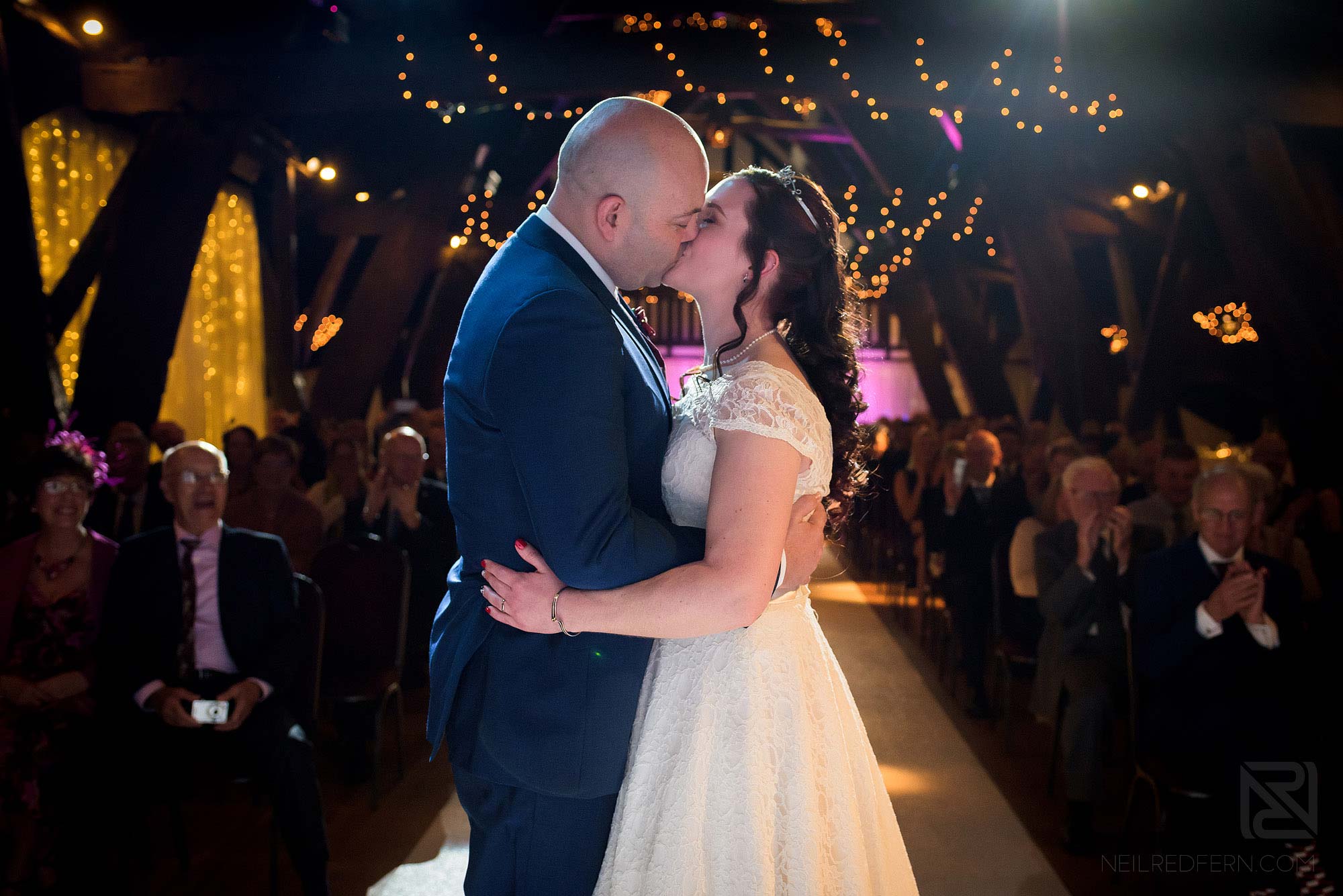 first kiss during wedding ceremony