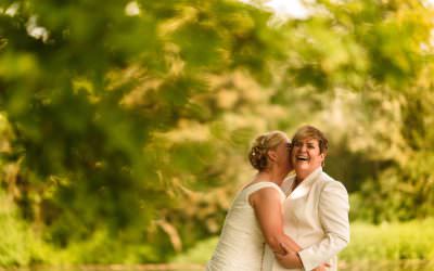 Sandhole Oak Barn wedding photographs – Liz & Ruth