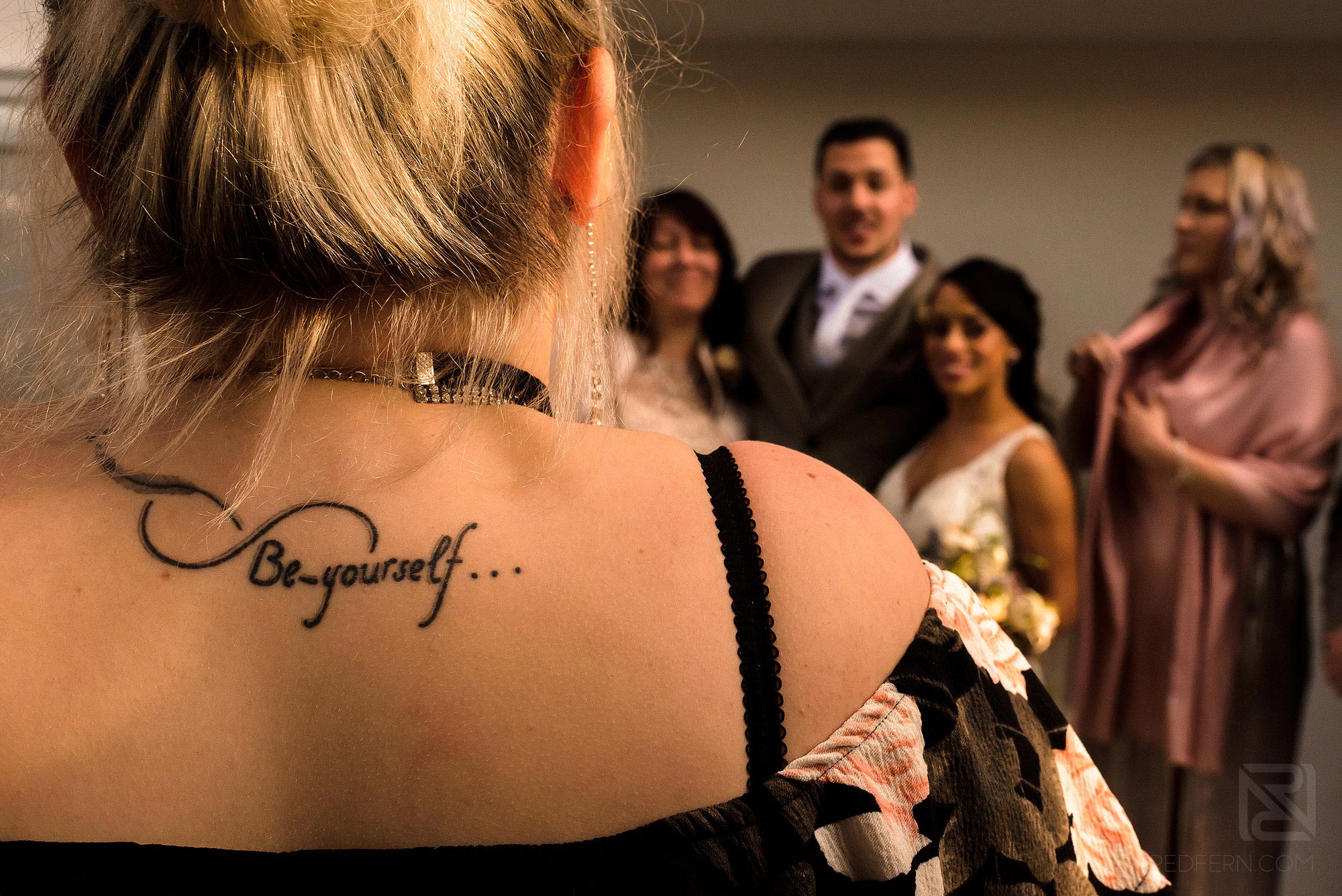 documentary wedding photograph at Shakespere's Globe