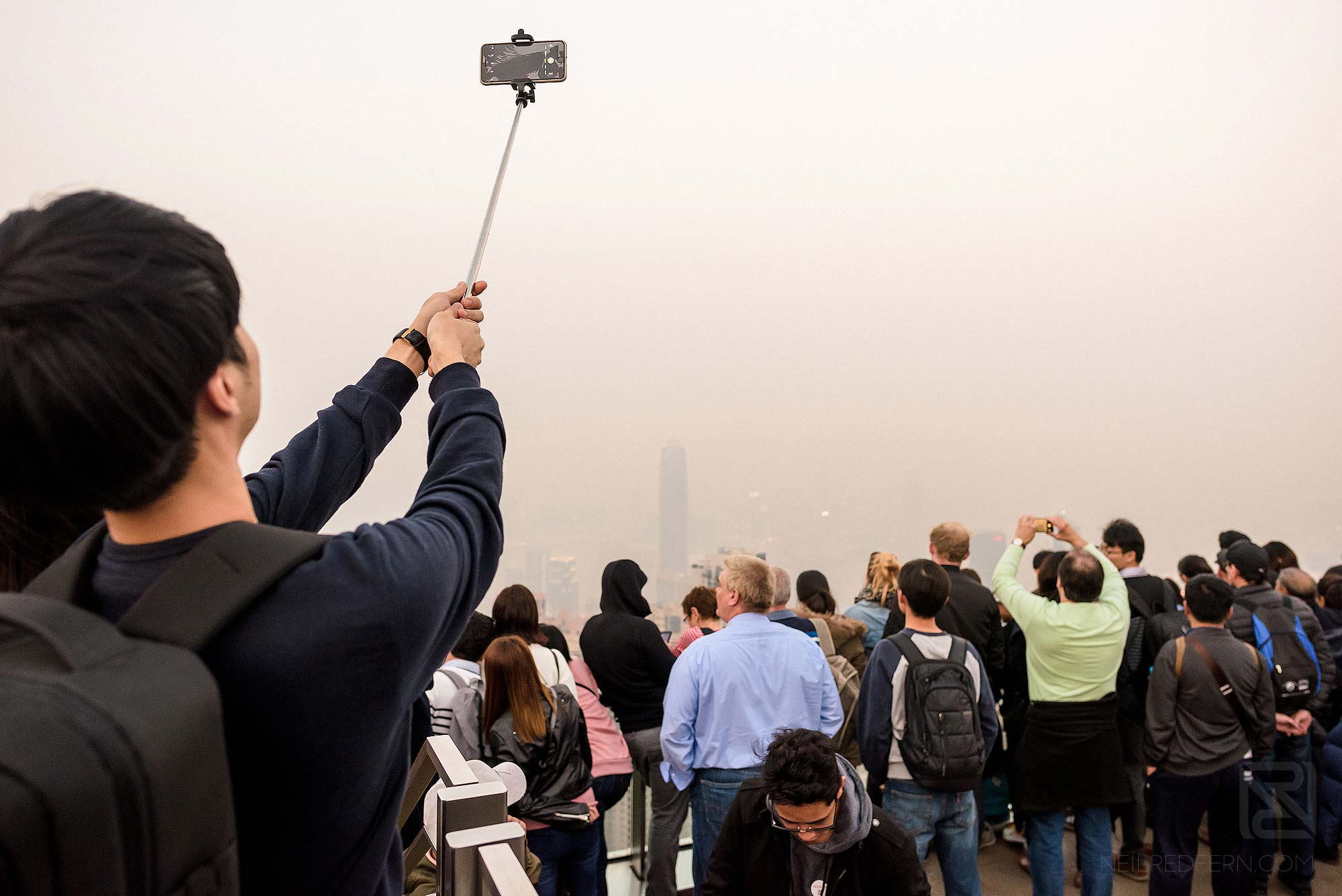 Hong Kong Travel Photography 26 tourists taking photographs at Victoria Peak