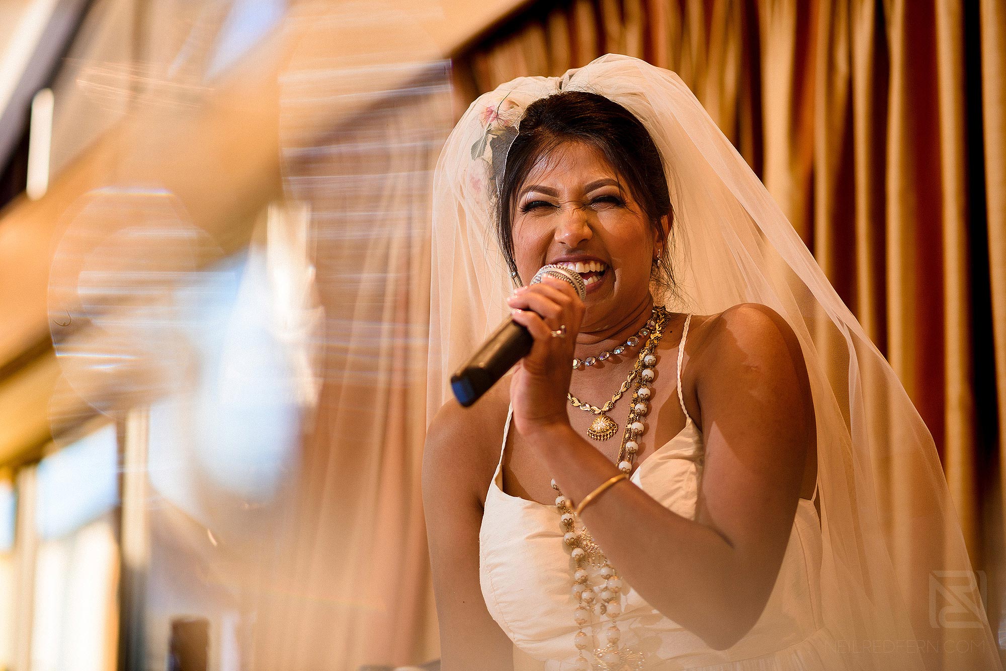 bride giving wedding speech at Caldy Golf Club